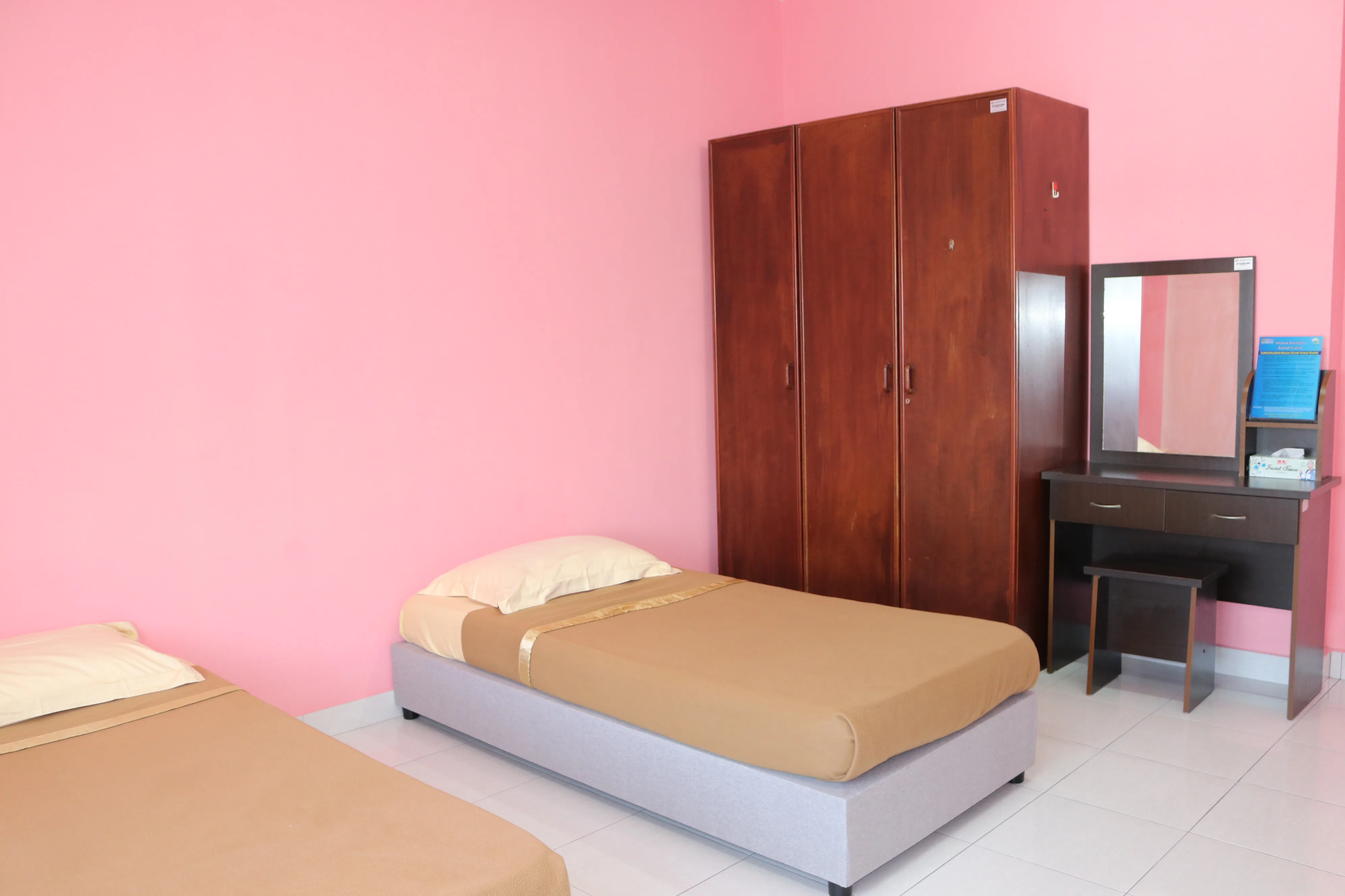 rumah-tamu-a