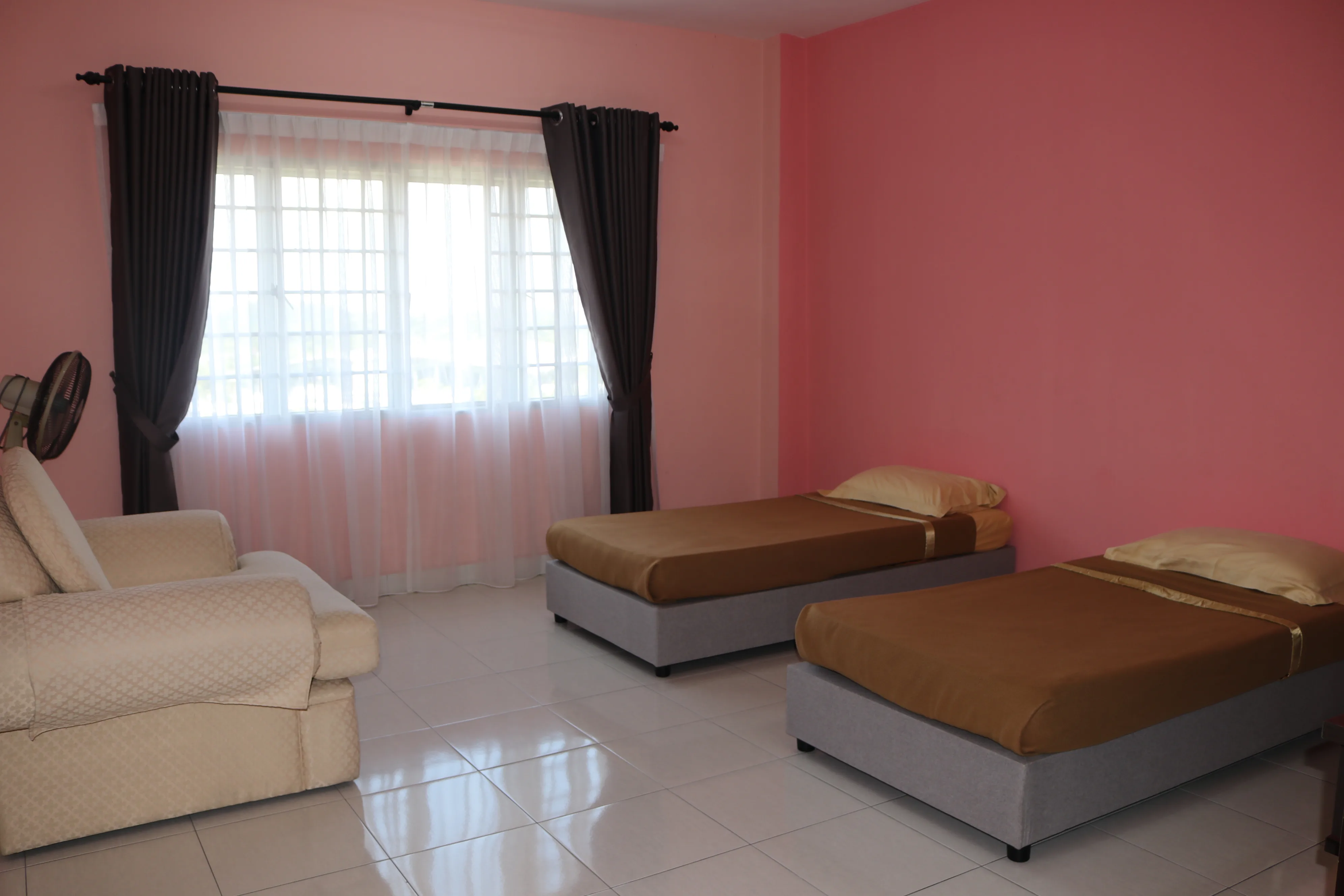 rumah-tamu-a